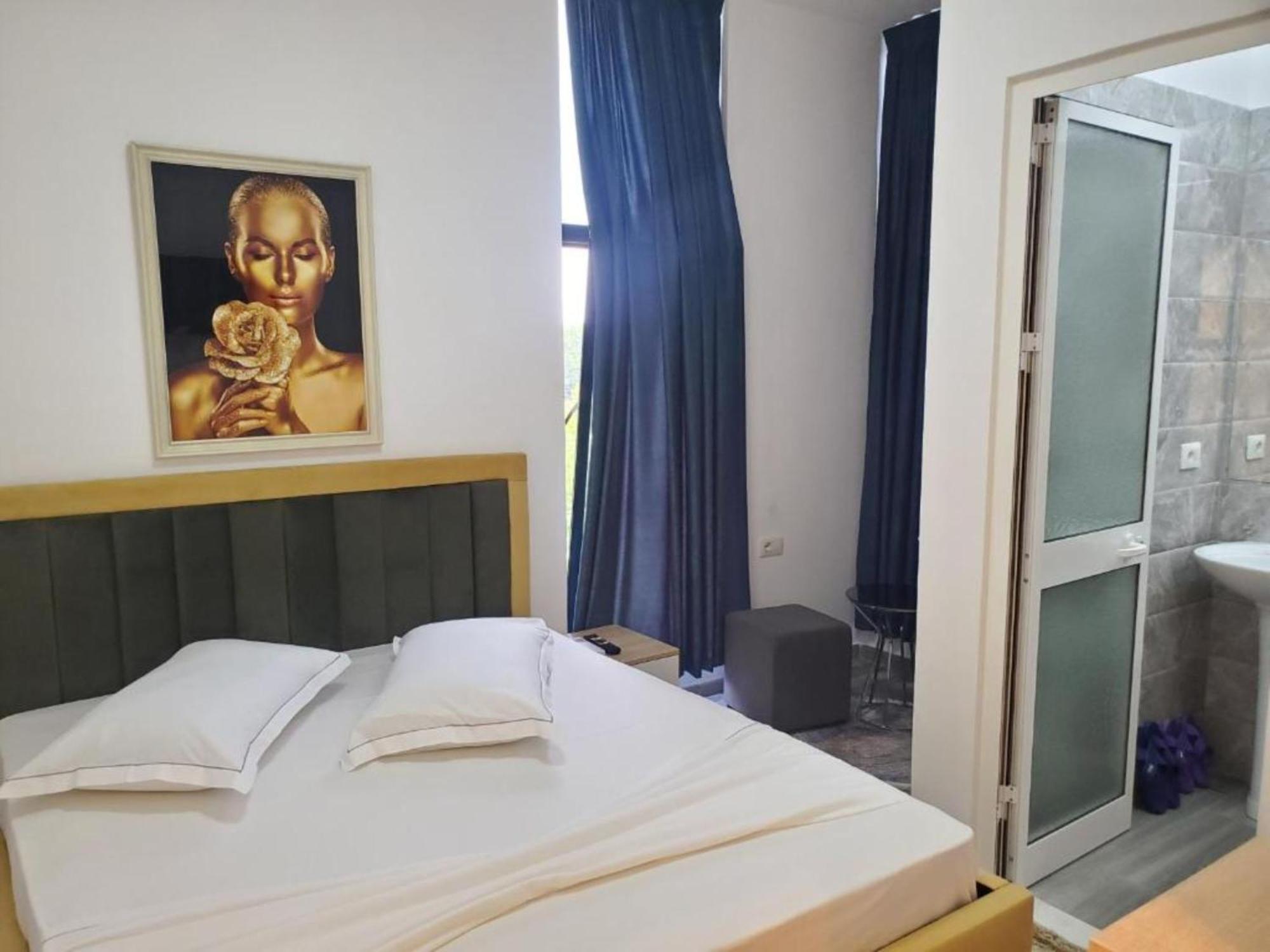 Bs Hotel Δυρράχιο Εξωτερικό φωτογραφία