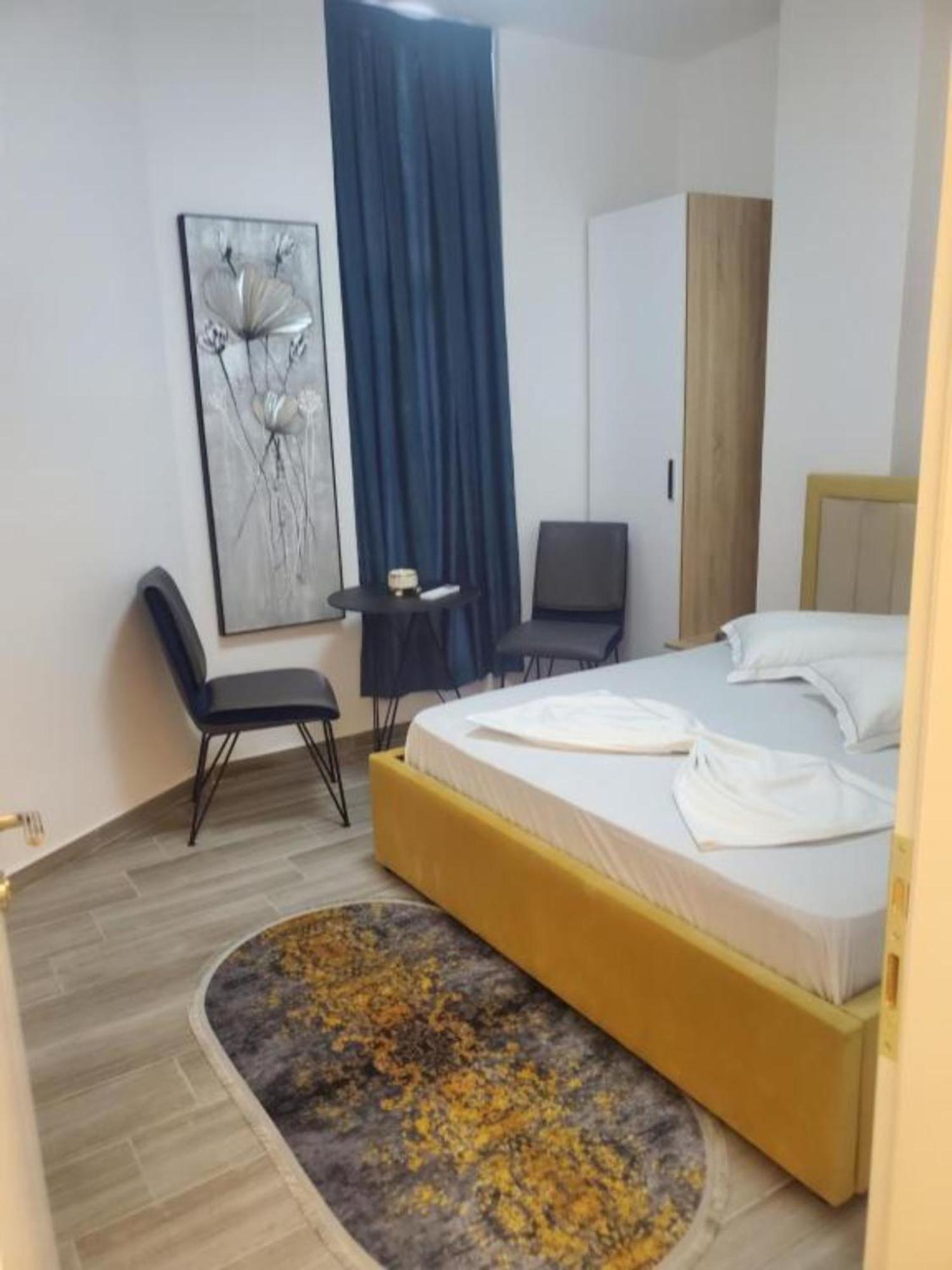 Bs Hotel Δυρράχιο Εξωτερικό φωτογραφία